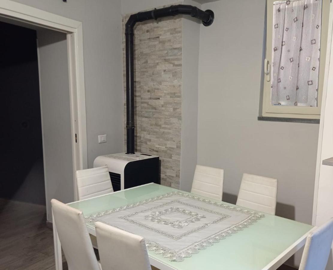 Cirillo House Apartment บอสโกเรอาเล ภายนอก รูปภาพ